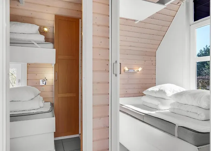 Holiday home Gorgeous In With Kitchen *